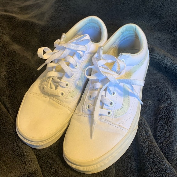 Old school white vans - Picture 1 of 5